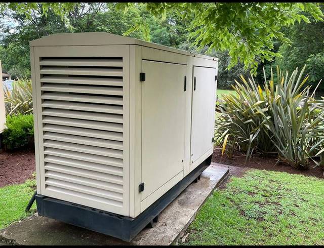 BUSINESS PROPERTY TO RENT IN ELDORAIGNE